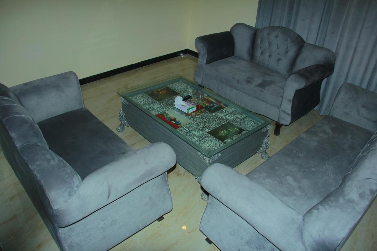 Move-N-Pick Murree Exterior photo