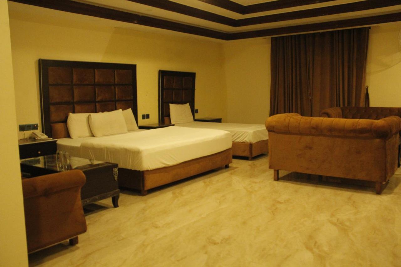 Move-N-Pick Murree Exterior photo